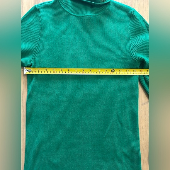 Lauren Ralph Lauren Green Ribbed Turtleneck Sweater - Picture 6 of 6